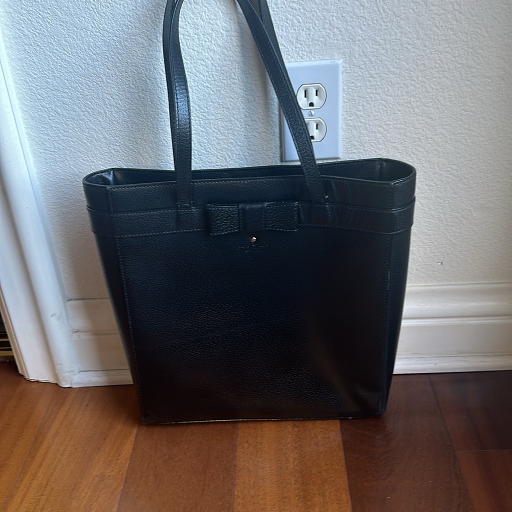 Kate Spade Classic Black Tote with Bow Accent